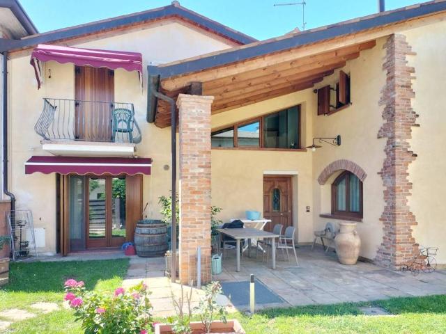 Villa in vendita a Rosà VI