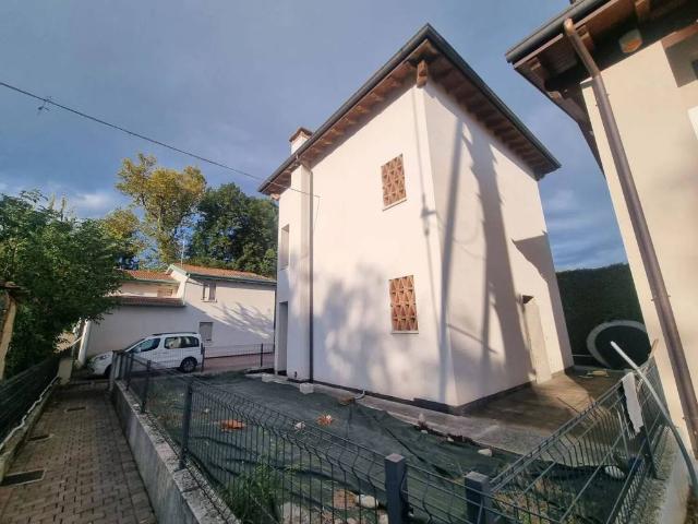 Villa in vendita a Rosà VI