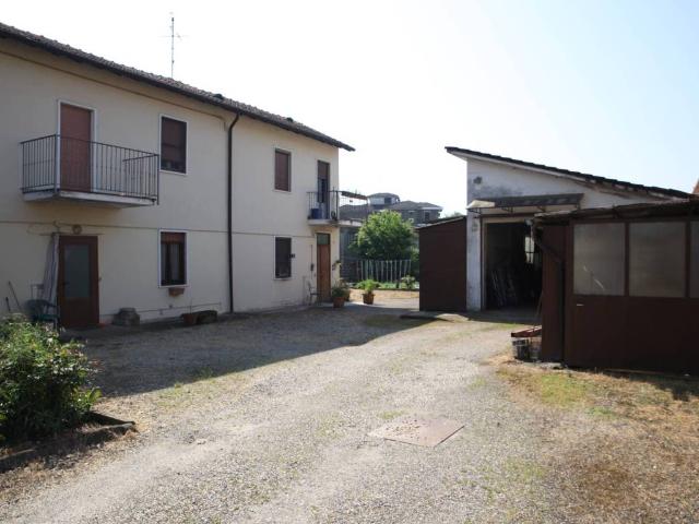 Villa in vendita a Rosate MI