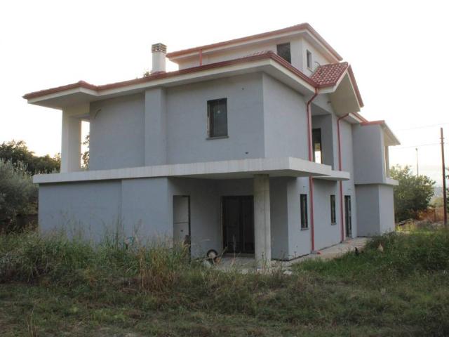 Villa in vendita a Rose CS