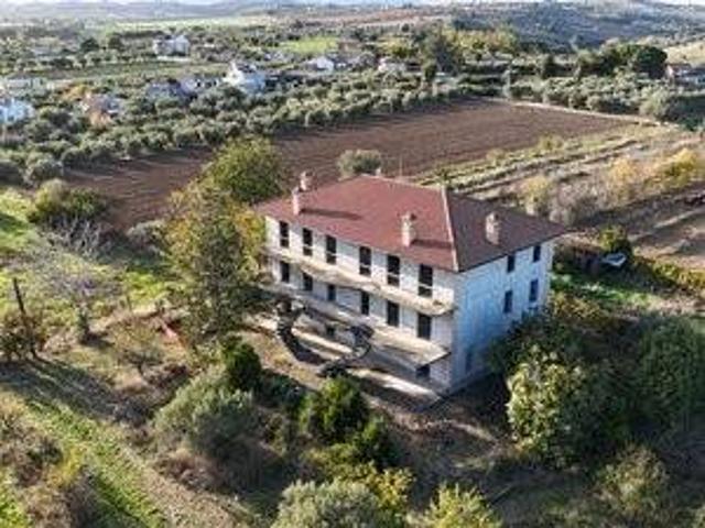 Villa in vendita a Roseto degli Abruzzi TE