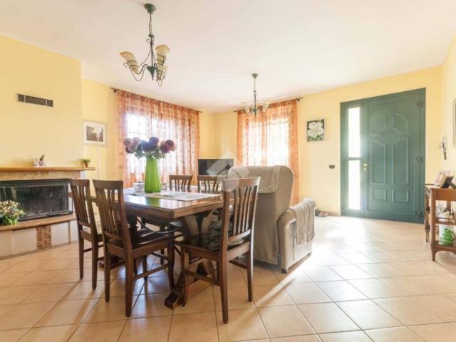Villa in vendita a Roseto degli Abruzzi TE