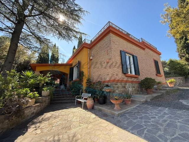 Villa in vendita a Rosignano Marittimo LI