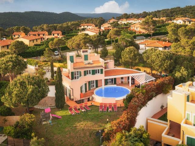 Villa in vendita a Rosignano Marittimo LI