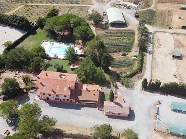 Villa in vendita a Rosignano Marittimo LI