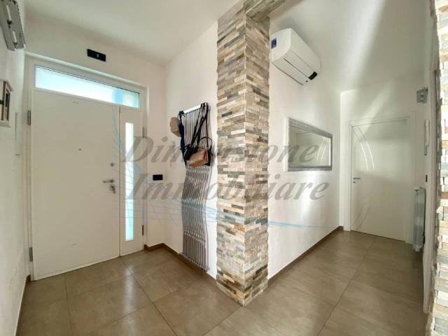 Villa in vendita a Rosignano Marittimo LI
