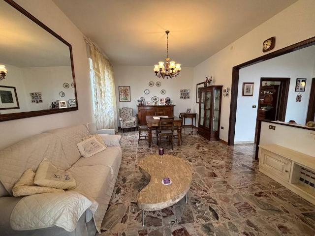 Villa in vendita a Rosignano Marittimo LI
