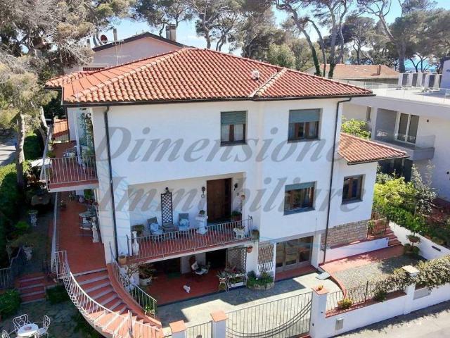 Villa in vendita a Rosignano Marittimo LI