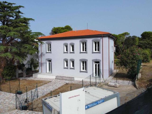 Villa in vendita a Rosignano Marittimo LI