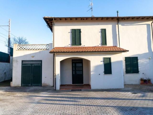 Villa in vendita a Rosignano Marittimo LI