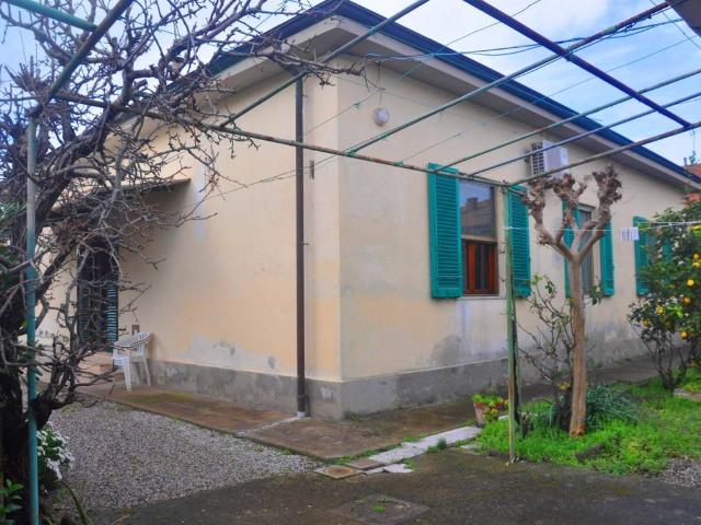 Villa in vendita a Rosignano Marittimo LI