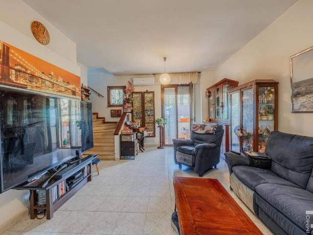 Villa in vendita a Rosignano Marittimo LI