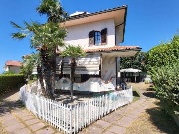Villa in vendita a Rosignano Marittimo LI