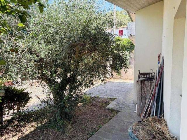 Villa in vendita a Livorno LI