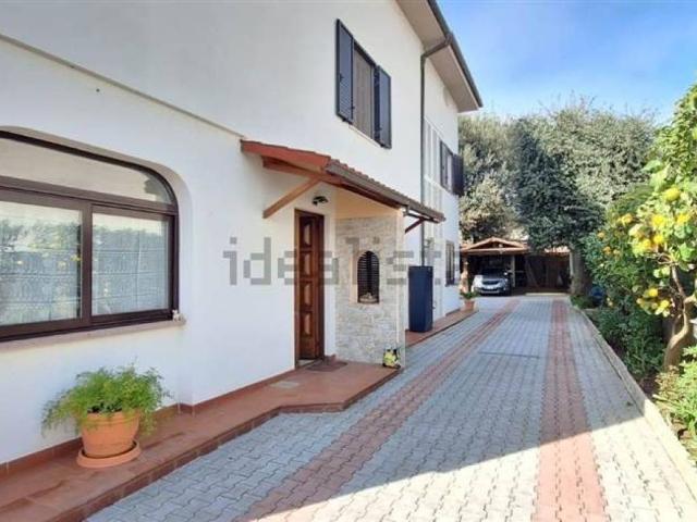 Villa in vendita a Rosignano Marittimo LI