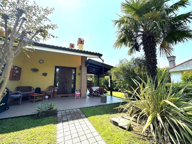 Villa in vendita a Rosolina RO