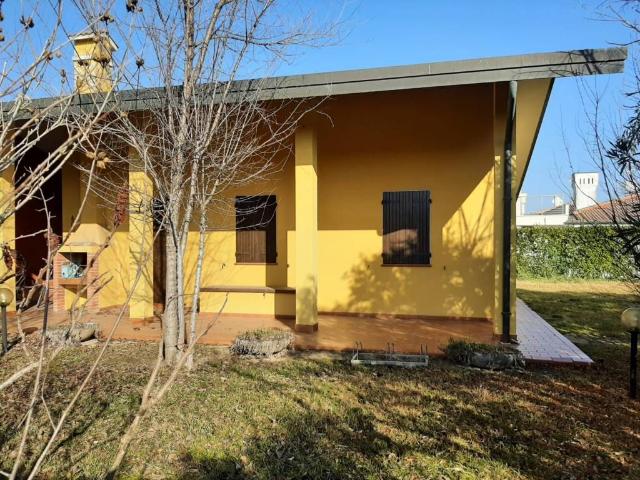 Villa in vendita a Rosolina RO