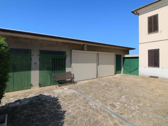 Villa in vendita a Rosora AN