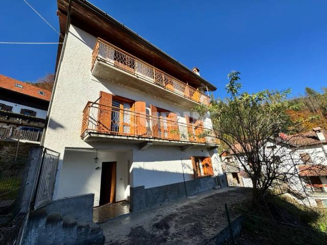 Villa in vendita a Ravascletto UD