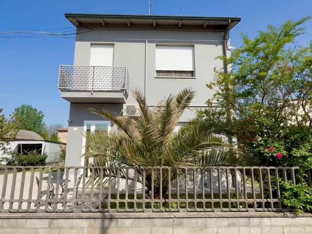 Villa in vendita a Ravenna RA