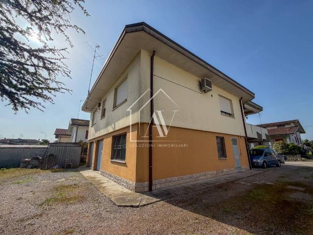 Villa in vendita a Ravenna RA