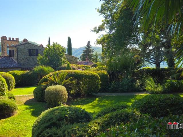 Villa in vendita a Radda in Chianti