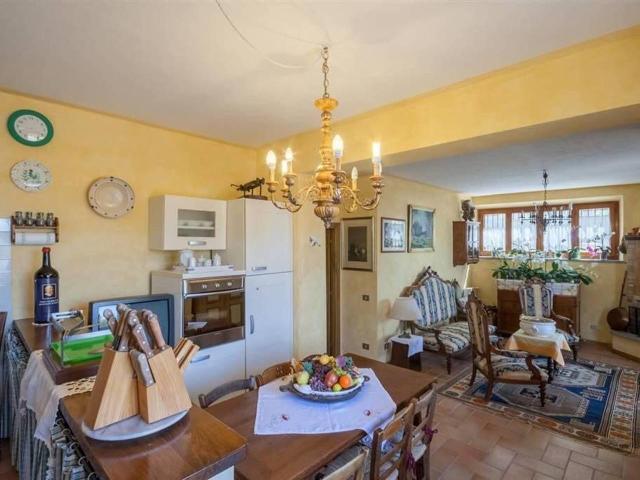 Villa in vendita a Radda In Chianti