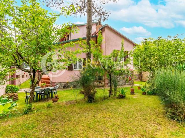 Villa in vendita a Radicofani SI
