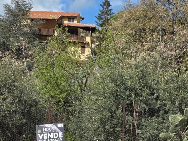 Villa in vendita a Ragalna CT