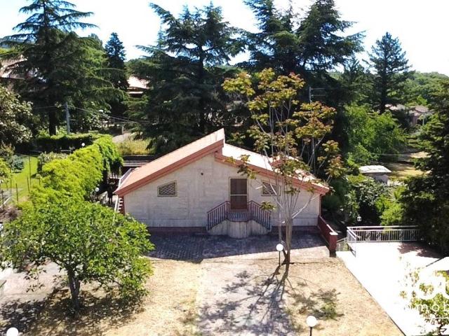 Villa in vendita a Ragalna CT