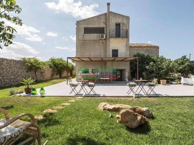 Villa in vendita a Ragusa RG