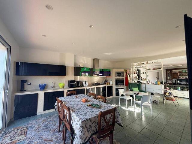 Villa in vendita a Ragusa RG