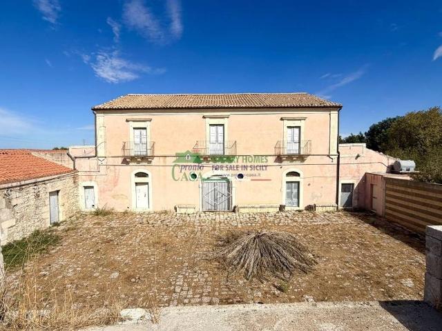 Villa in vendita a Ragusa RG