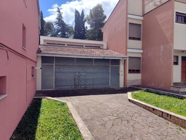 Villa in vendita a Raiano AQ