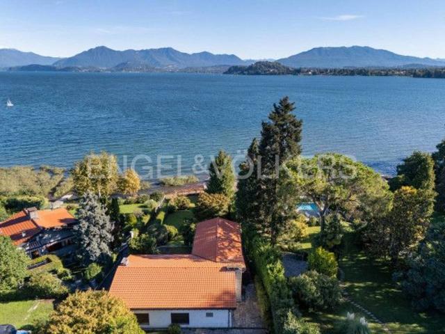 Villa in vendita a Ranco