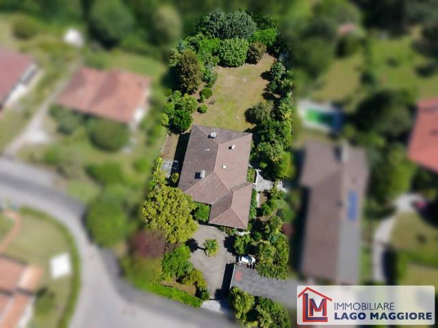 Villa in vendita a Ranco VA