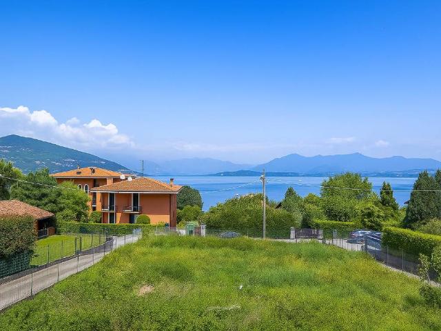Villa in vendita a Ranco VA