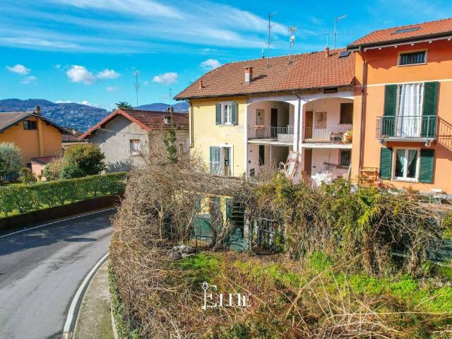 Villa in vendita a Ranco VA