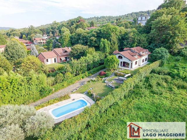 Villa in vendita a Ranco VA