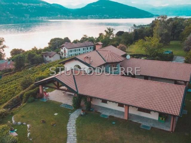 Villa in vendita a Ranco VA