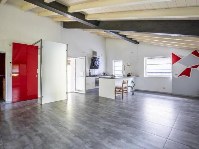Villa in vendita a Rancio Valcuvia VA