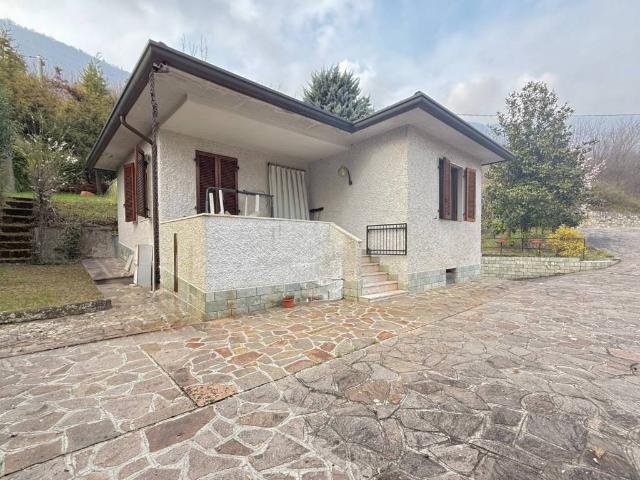 Villa in vendita a Ranzanico BG