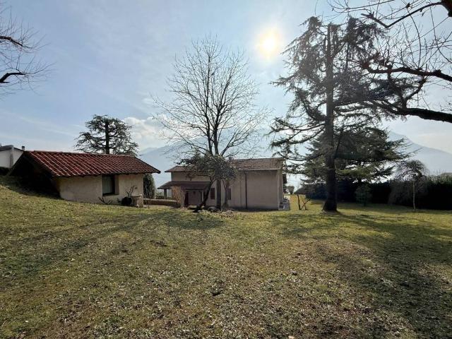 Villa in vendita a Ranzanico BG