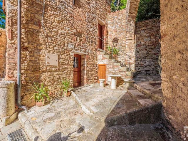 Villa in vendita a Rapolano Terme SI