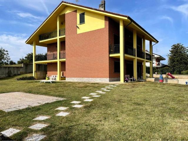 Villa in vendita a Revigliasco d'Asti AT