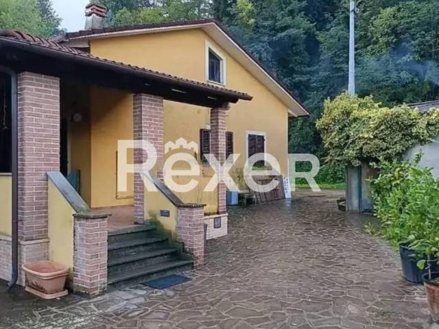 Villa in vendita a Sassoferrato AN