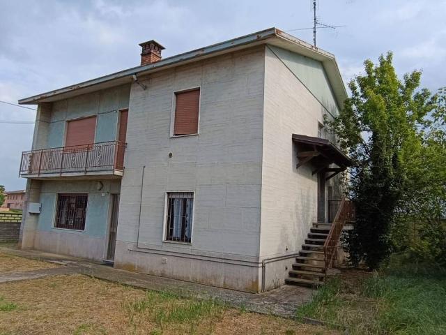 Villa in vendita a Rea PV