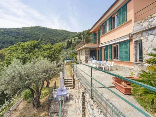 Villa in vendita a Recco GE