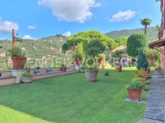 Villa in vendita a Recco GE