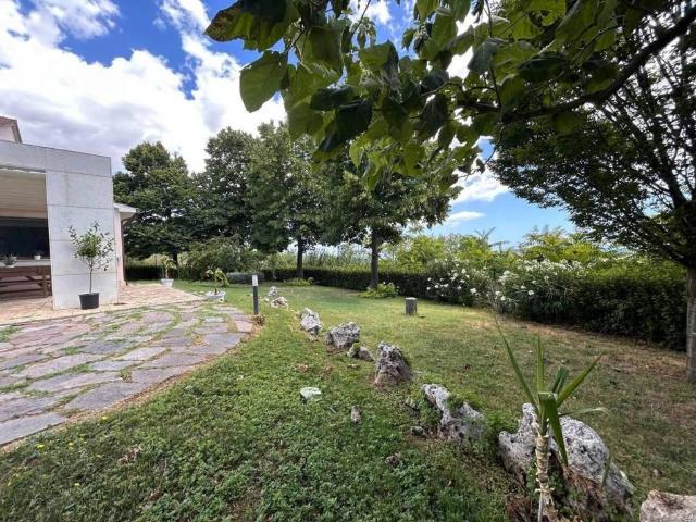 Villa in vendita a Recanati MC